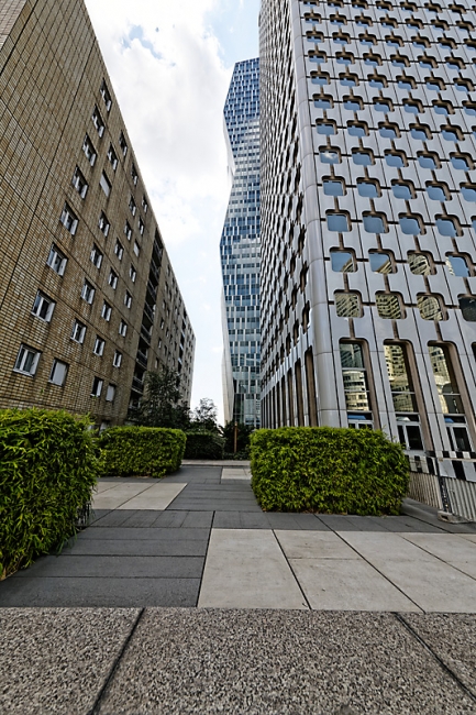 La Défense-AOU14-065